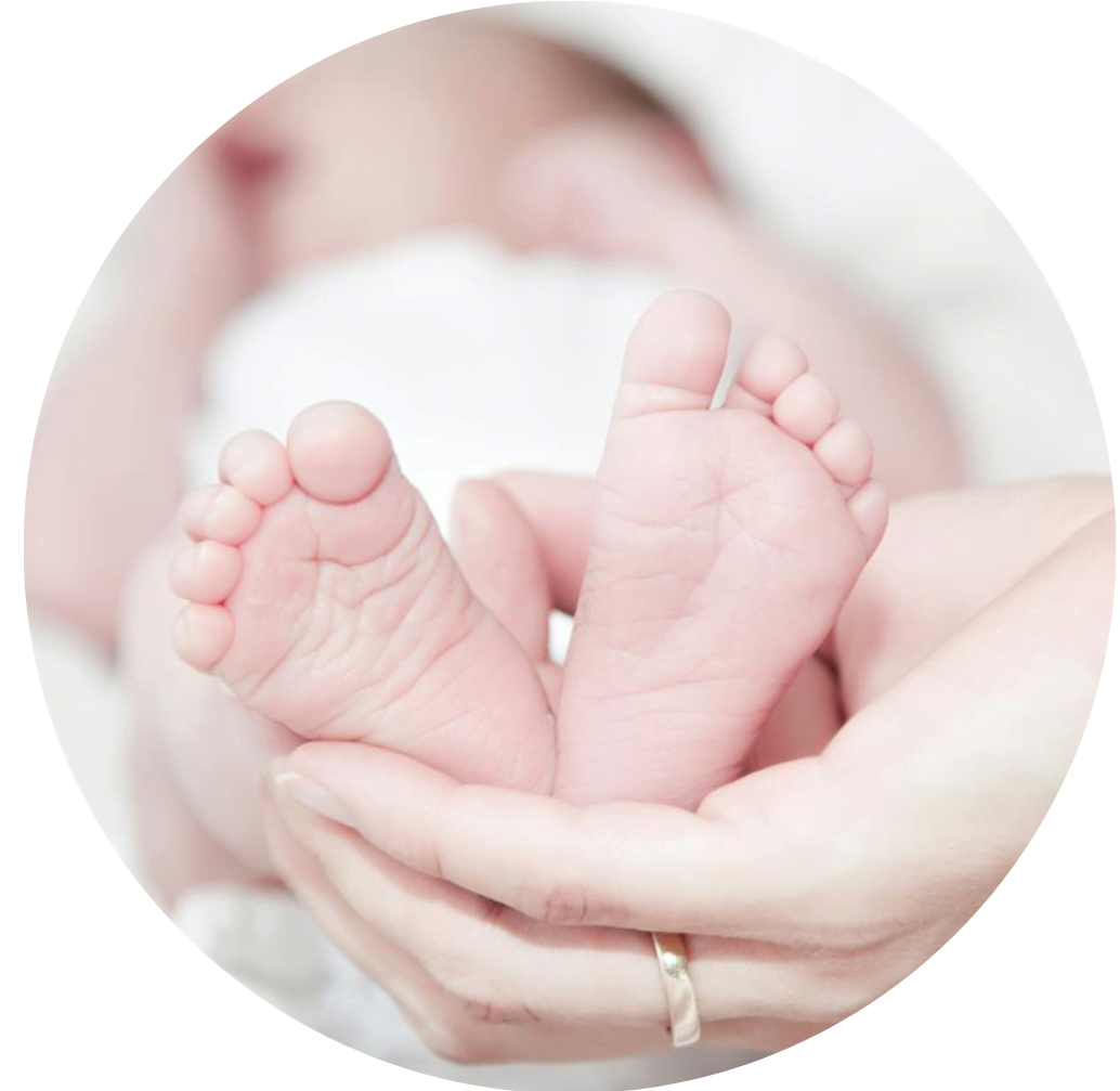 Tiny baby feet - Guiding you to peaceful  newborns sleep with expert sleep plans.